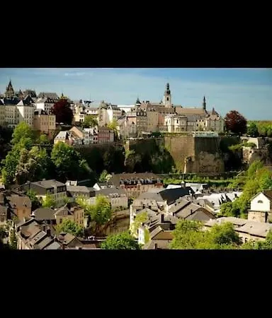 Au Bel Yvonne *